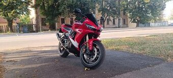 Yamaha R6