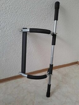Predam hrazdu na cvicenie do dveri v dobrom stave
