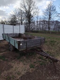 Predam vlecku za traktor