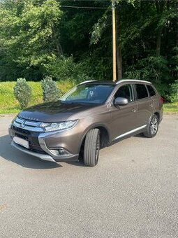 Mitsubishi Outlander 2.2 DI-D 4WD, 7-miestny, 2015