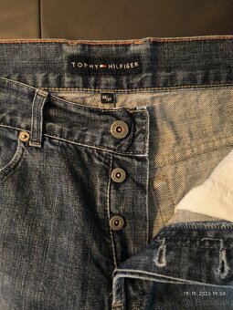 Tommy Hilfiger jeansy
