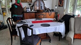 Starožitná jedálenská zostava