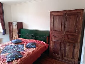 Šatníková skriňa