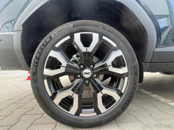 Predam NOVE letne pneu MICHELLIN e-PRIMACY 205/55 R19