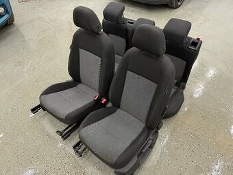 Volkswagen Golf 7 sedačky