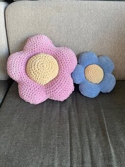 Hackovane vankusiky kvetinka