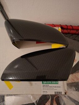 Predám karbón.kryty spätných zrkadiel Škoda.