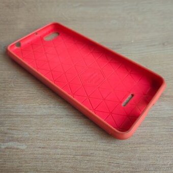 ZADARMO: Xiaomi 6A obal