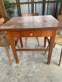 Starožitny drevený stôl - 1