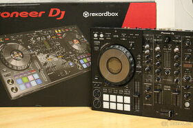 Pioneer DJ DDJ-800 - 1