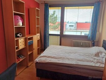 Prenájom 1,5 izbový byt Moldavská