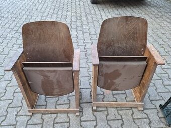 Kino retro sedenie