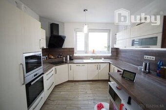 Predám rodinný dom - novostavba, 1039 m2 pozemok, Blatnica,