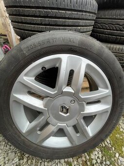 Renault 4x100 205/55R17 letne 99% stav