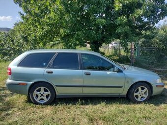 Volvo V40 KOMBI / 2003 / 1,9TDI / 232 000 km