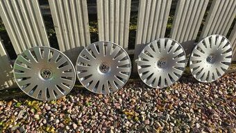 R16 puklice volkswagen original