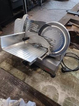 Profesionalny elektricky krajac obchodny