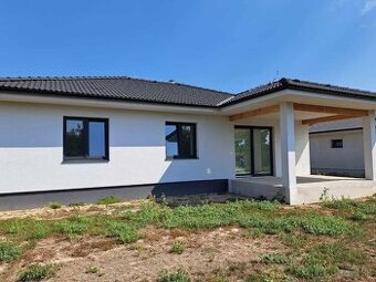 Predáme krásnu 4 izb novostavbu bungalov len 8km od NR