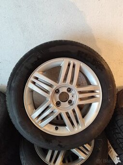 16" originál Renault 4x100 – 6,5J ET49 – Kleber 205/60 R16