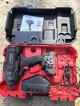 Parkside razovy uťahovak