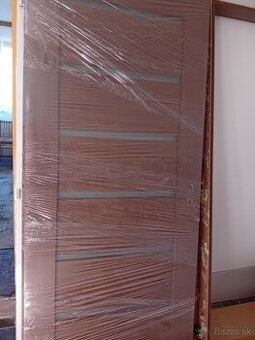 Predam interierove dvere širka 80cm, prave  vyška 2m