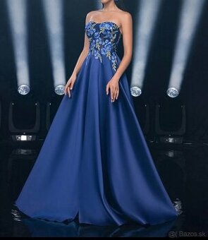 Plesové šaty