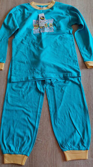 Pyžamo veľkosť 130