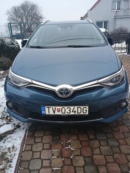 Toyota Auris 1,8 hybrid Touring Sport