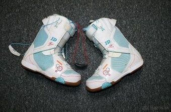 snowboardove topanky De luxe 42