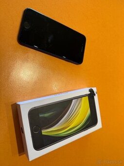 IPhone SE na sučiastky