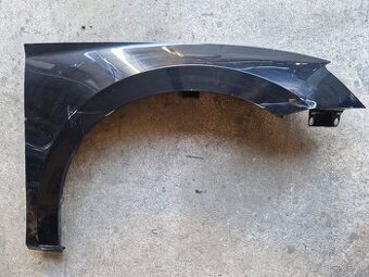 Pravý predný blatník Škoda Superb 3
