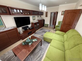 Rezervovaný_APEX reality 3i. s loggiou v Leopoldove Štúrova