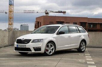 Škoda Octavia Combi 2.0 TDI DPF RS DSG