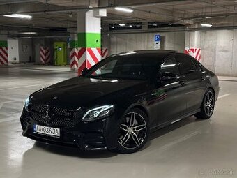 Mercedes-Benz E43 AMG Brabus vyfuk, pano, multibeam
