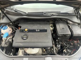 Predám vw golf 2004