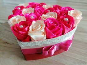 Darčekové boxy ruží - 1