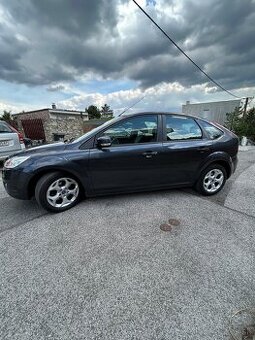 Predám Ford Focus 1,6