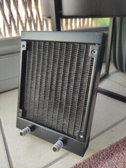 Radiator Cooler Master ML120L pre custom vodne chladenie
