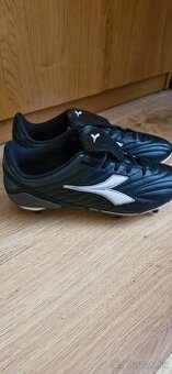 Kopačky Diadora vel.40,5