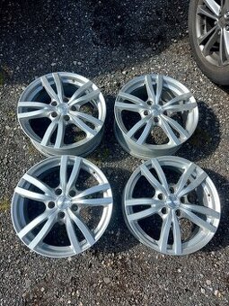 Dezent r17 5x114,3
