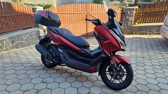 Honda Forza 125