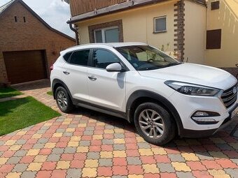 Hyundai tucson 1.6 benzin 97 kw