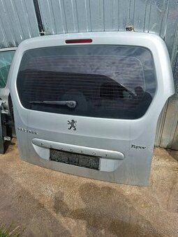 Kufrove dvere Peugeot Partner Tepee 2009