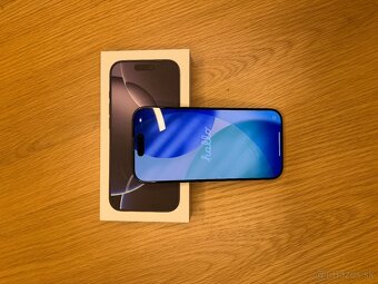 iPhone 16 Pro 256GB čierny titán - záruka do 17.10.2026