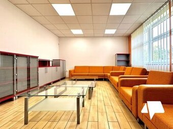 Predaj, Administratívna budova+2 skladové haly, Hohovec