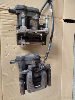 Zadný brzdový strmeň Hyundai tucson NX4