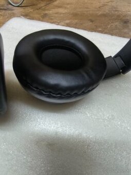 Predam slúchadlá B39