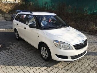 Rozpredam Skoda Fabia 2 Facelift 1,2htp farba biela.
