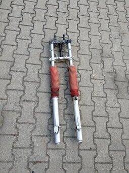 Yamaha TT 600 predná vidlica