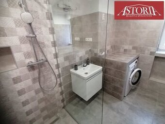 PRENÁJOM - veľký 2-izb. byt v centre Martina - Štúrovo nám.